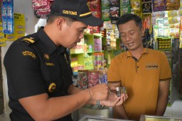 Baca juga : Cegah Peredaran Rokok Ilegal, Pemkot Surabaya Gandeng Bea Cukai dan TNI-Polri