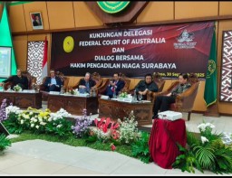 PN Surabaya dan Federal Court of Australia Jalin Dialog Strategis Peradilan Niaga