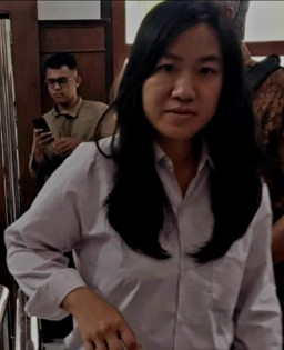 Baca juga : Gelapkan Uang Penjualan Rp 44 Juta, Sales Online di Surabaya Divonis 16 Bulan Penjara