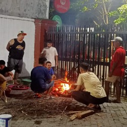 Sambut Tahun Baru 2026, LRPPN-BI Akrabkan Residen Lewat Tradisi 'Bakar-Bakar'