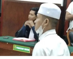 Eks Ketua Ormas Divonis 5 Tahun Penjara Kasus Pencabulan Anak Sambung di Surabaya