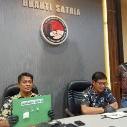 Polrestabes Surabaya Gulung Pengedar Belia Di Gadel,Tandes. Sita 30 Gram Sabu