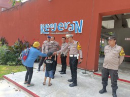 Baca juga : Pengamanan Diperketat, Ribuan Wisatawan Padati THP Kenjeran Saat Libur Lebaran
