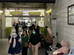 Kebakaran Hebat Landa Gedung PPJT RSUD dr Soetomo, Satu Pasien Meninggal Saat Evakuasi