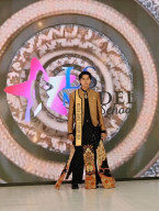 Airlangga Saputra Hartawan, Siswa SMAN 2 Ponorogo Raih Segudang Prestasi di Dunia Modeling.