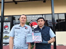 Terungkap! Pemuda Surabaya Beli Ganja Lewat Instagram, Paket Diambil Sistem Ranjau