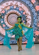 Bukan Sekadar Cantik di Catwalk, Jheryl Si Model Cilik Ponorogo Banjir Prestasi