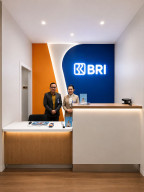 BRI Buka Outlet Baru di Safe & Lock Sidoarjo, Layani Pelaku Usaha hingga Nasabah Berbahasa Mandarin