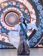 Masih Muda, Adelicia Banjir Prestasi Modeling, Terbaru Sabet Runner Up 1 Putri Batik Model Nusantara Jatim 2026