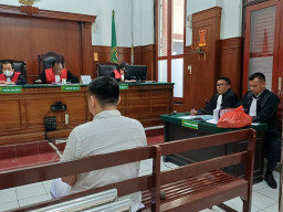 Orang Tua Meninggal, Dirut BPI Tetap Hadiri Sidang Kasus Wire Rope SNI di Surabaya