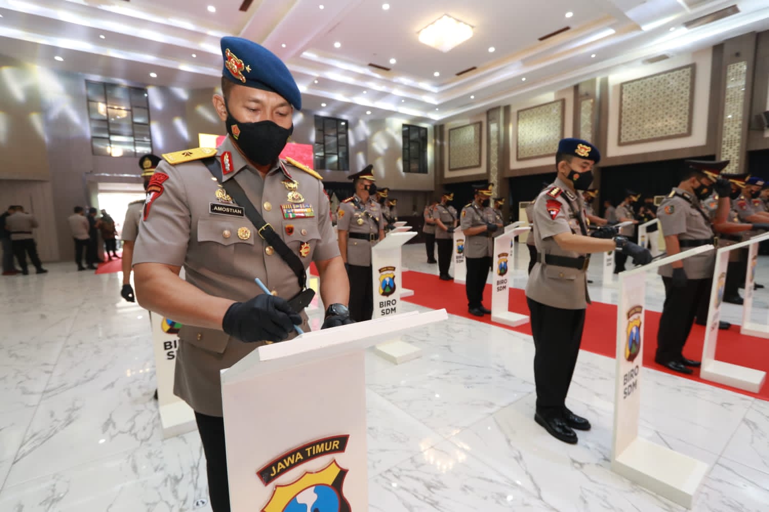 Sertijab di Polda Jawa Timur