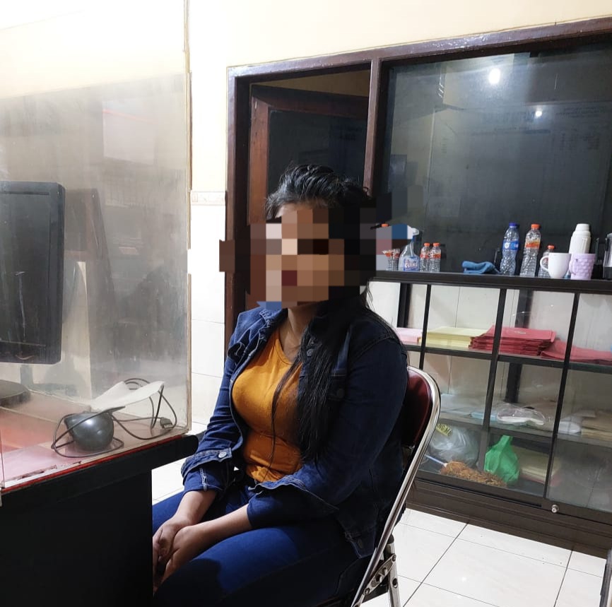 Ibu muda diduga pelaku pembuang bayi setelah diamankan 