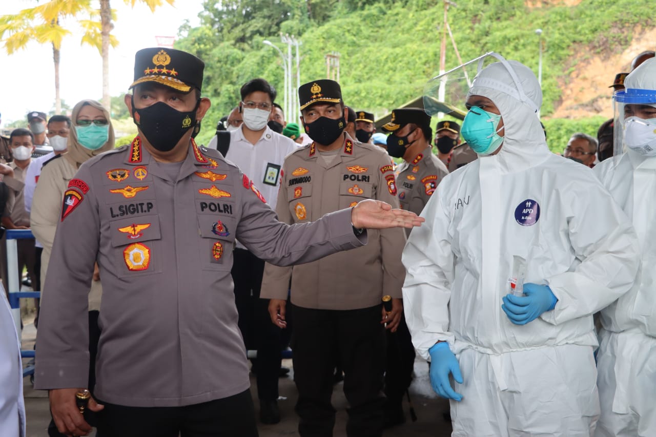 Kapolri cek prosedur pelaksanaan karantina di Entikong
