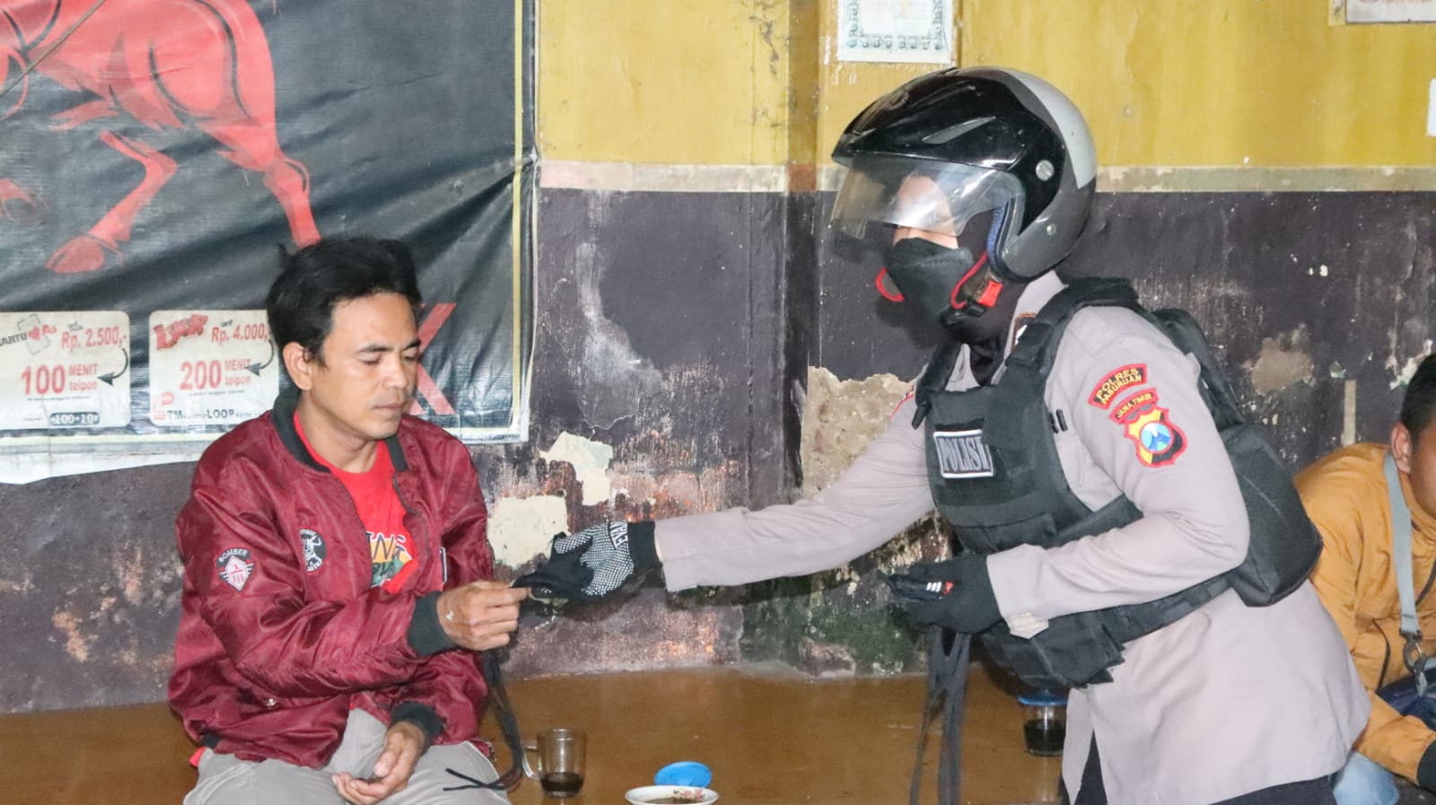 Polwan Pasuruan Patroli Pamor Keris