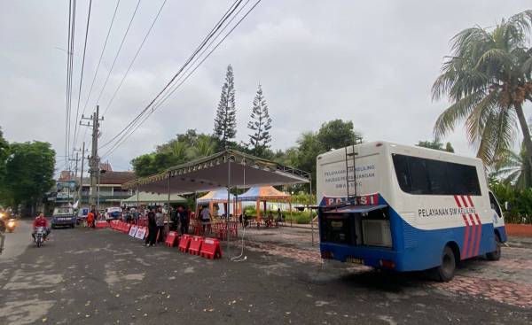 Pelayanan SIM gratis Polres Lumajang 