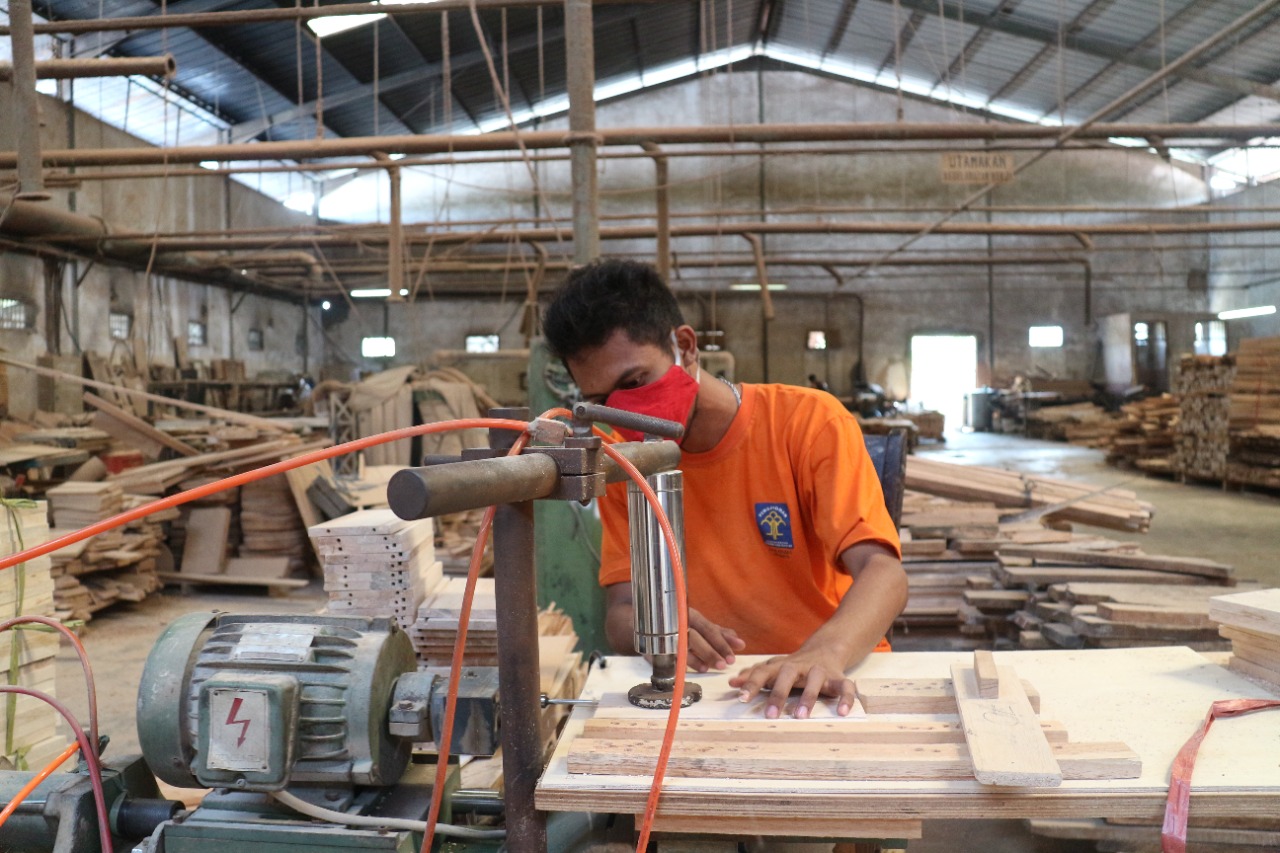 Balai Latihan Kerja Lapas Surabaya di Sidoarjo
