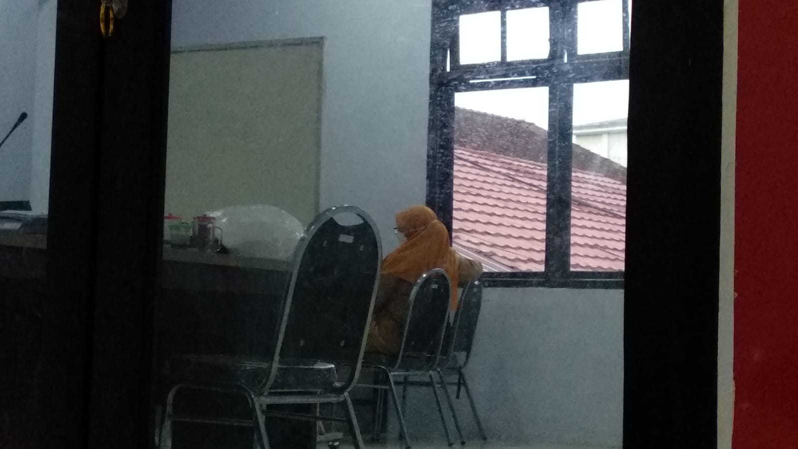 Polda Jawa Timur memanggil sejumlah pejabat