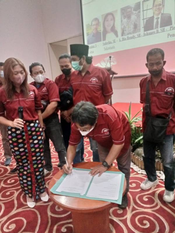 Ketua Perjakum tandatangani Surat Keputusan