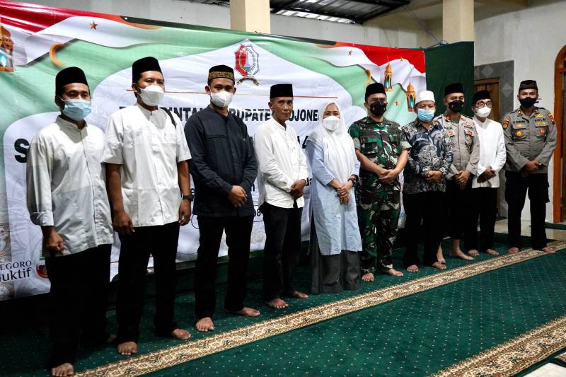 Bupati Bojonegoro Ngaji bareng warga