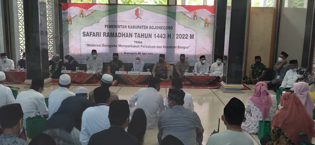 Safari Ramadan di Desa Lengkong Bojonegoro 