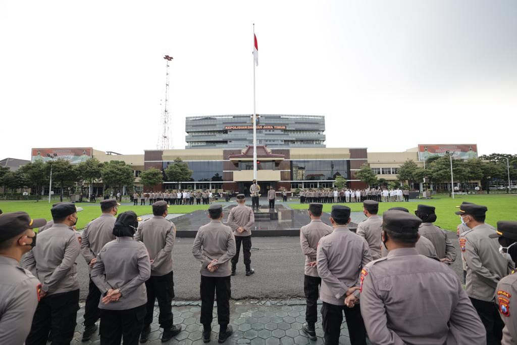 Apel malam takbir Polda Jatim