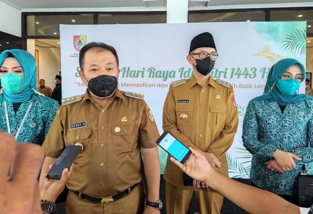 Bupati dan WakI'll Bupati Jember