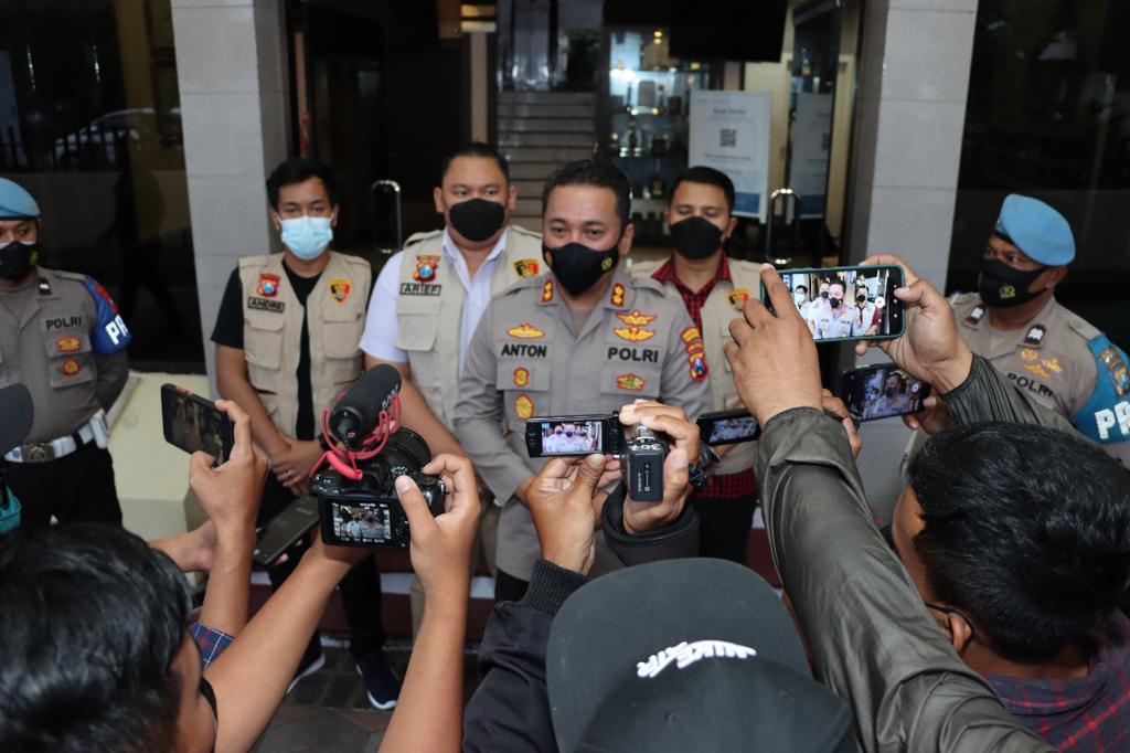 Kapolres Tanjung Perak Surabaya, AKBP Anton Elfrino