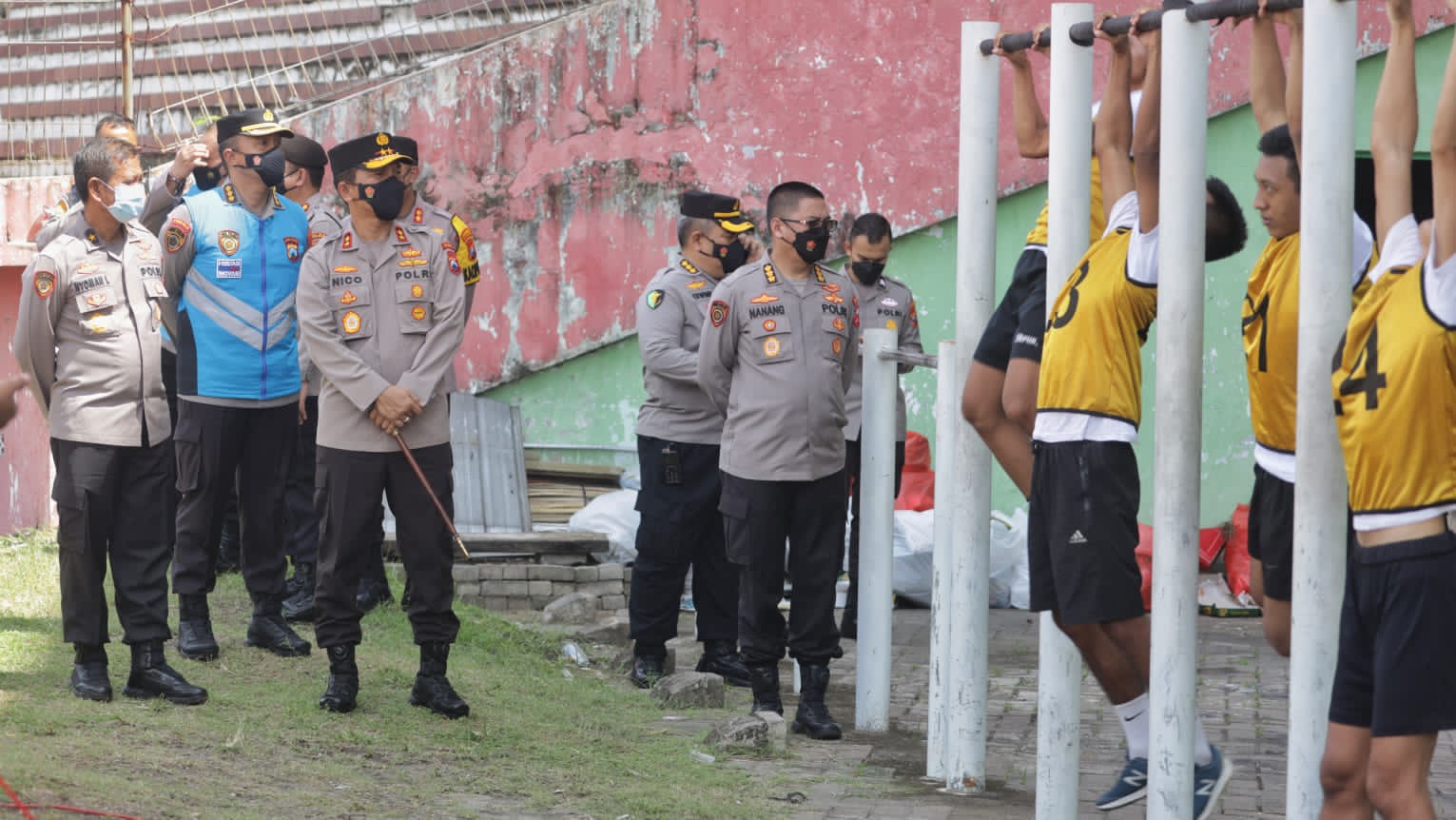 Kapolda Jatim cek penerimaan Polri