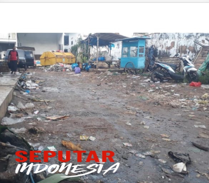 Sampah Pasar di Sumenep Madura Jawa Timur 