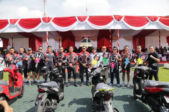 Gowes sepeda santai Polda Jatim