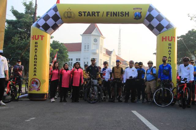 Semarak Funbike hari Bhayangkara