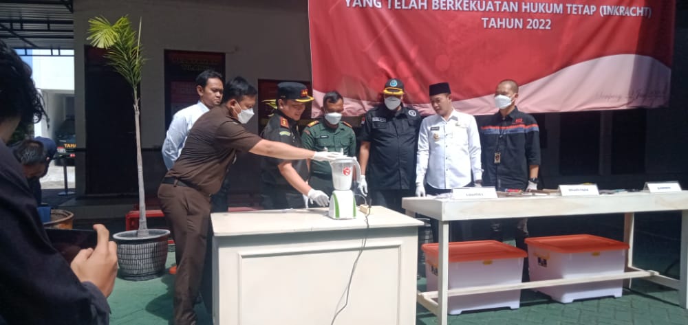 Pemusnahan barang bukti