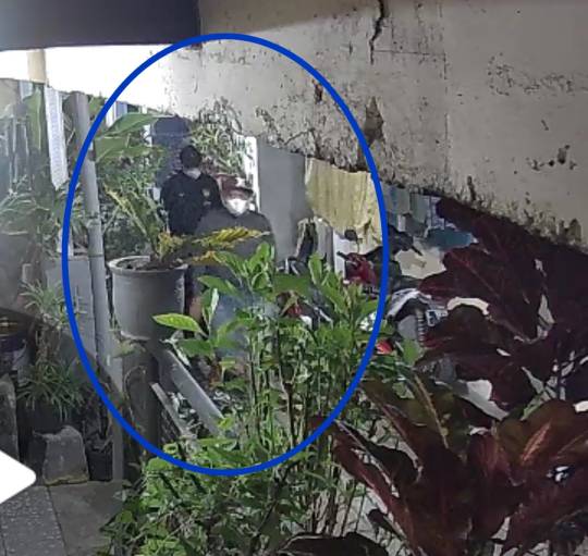 Dua maling motor terekam CCTV di Surabaya