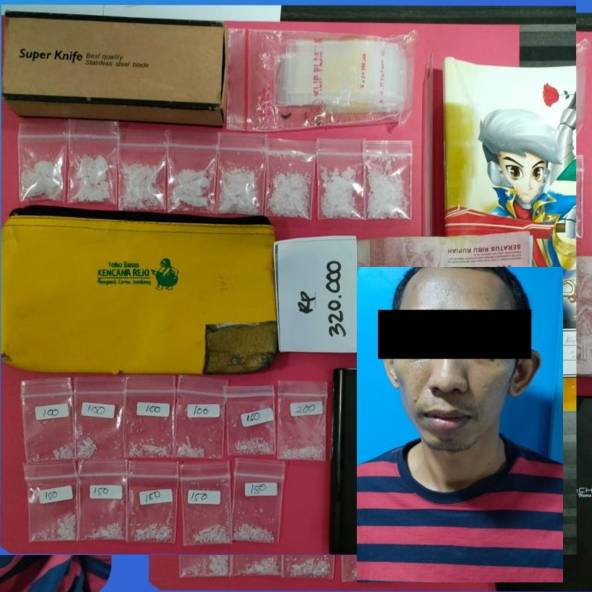 Pelaku dan barang bukti yang diamankan Polisi