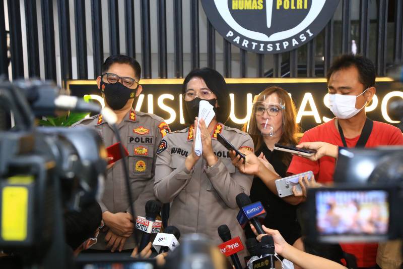 Kabagpenum Divisi Humas Polri Kombes Nurul Azizah