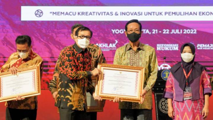 Yasonna dalam acara Roving Seminar Kekayaan Intelektual di Yogyakarta.