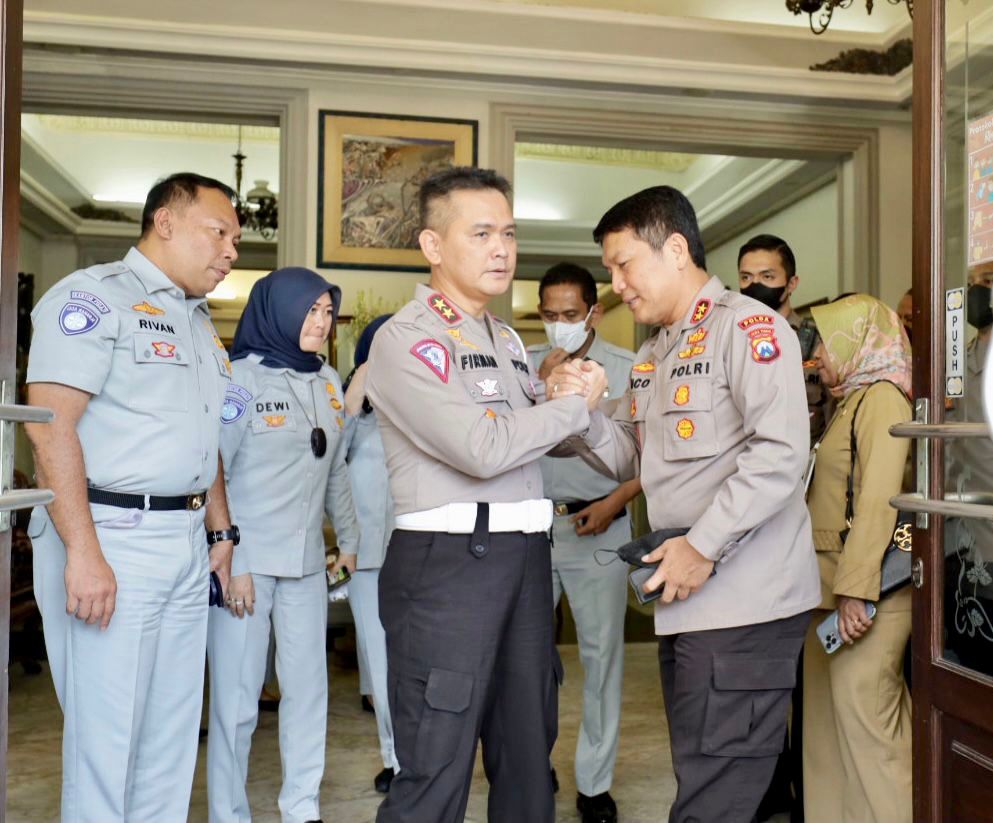 Kakorlantas Polri Irjen. Pol. Firman Santyabudi di Surabaya