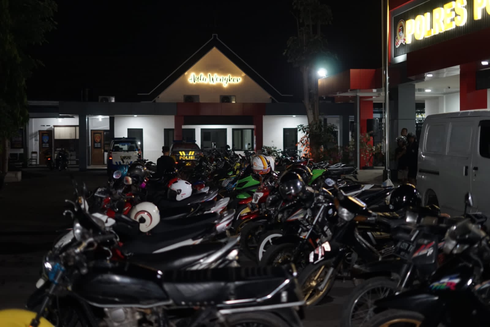 Ratusan motor balap dikandangkan Polres Ponorogo 