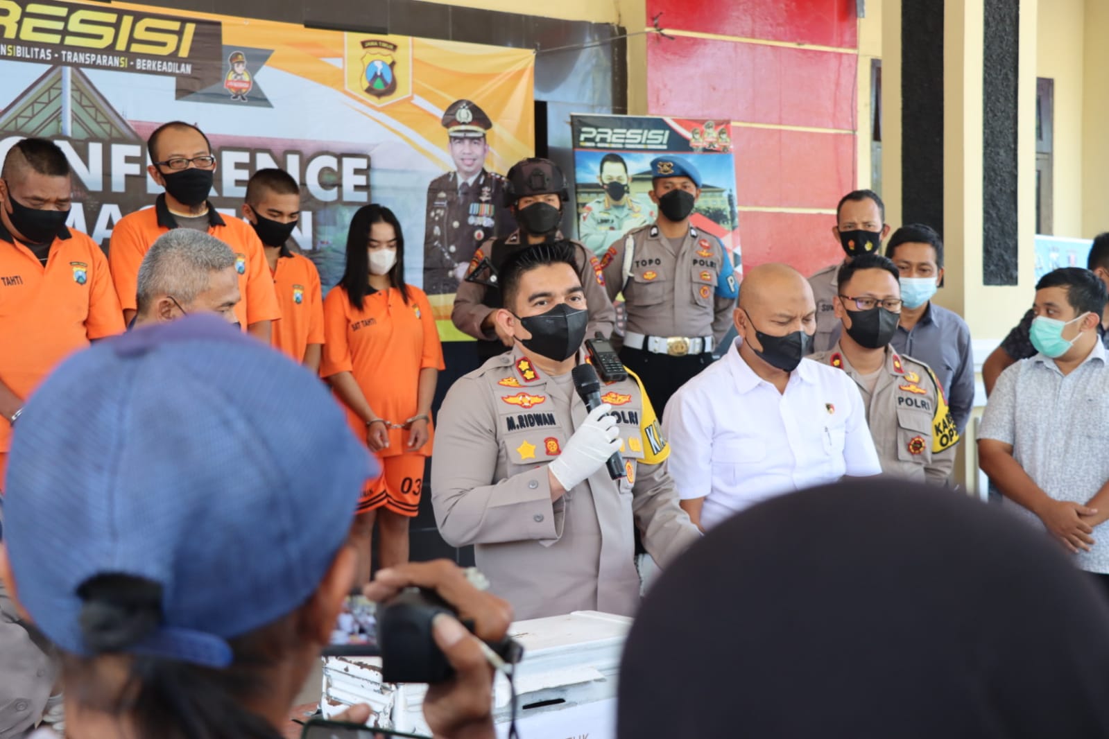 Sejoli pembobol kotak amal di Magetan