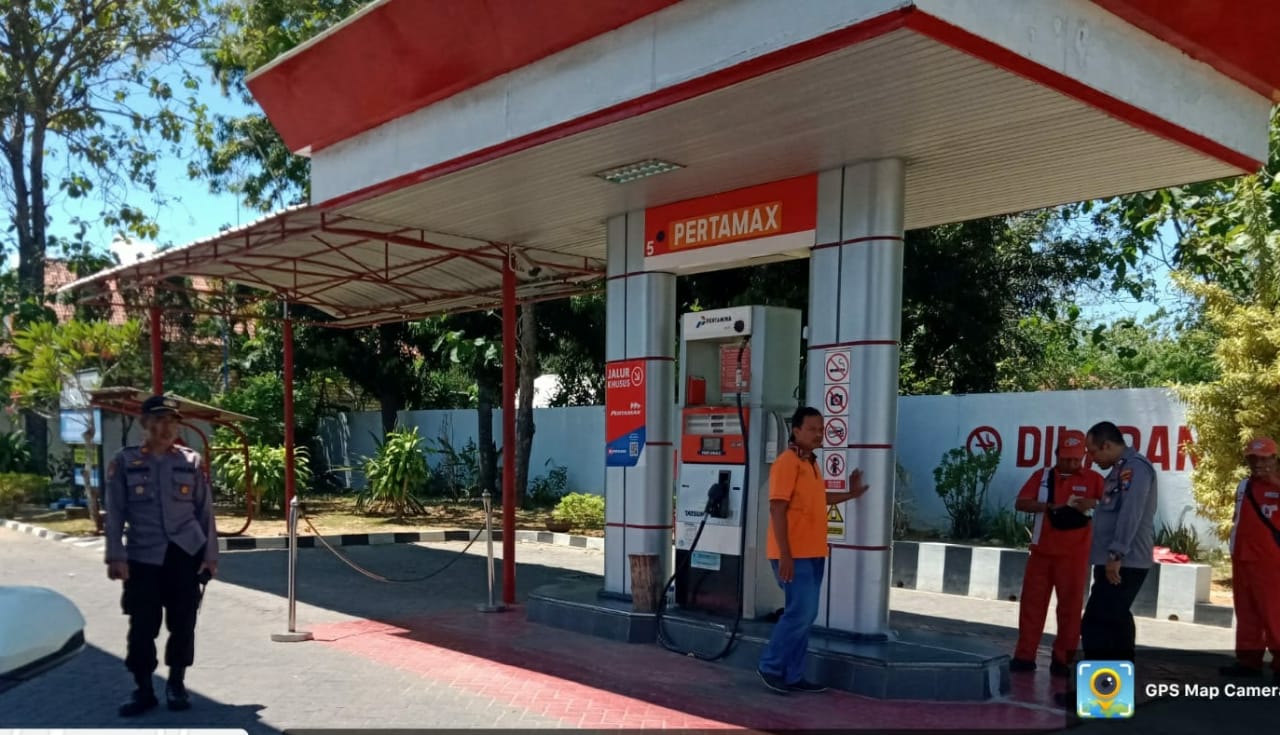 Pengecekan SPBU di Pamekasan 
