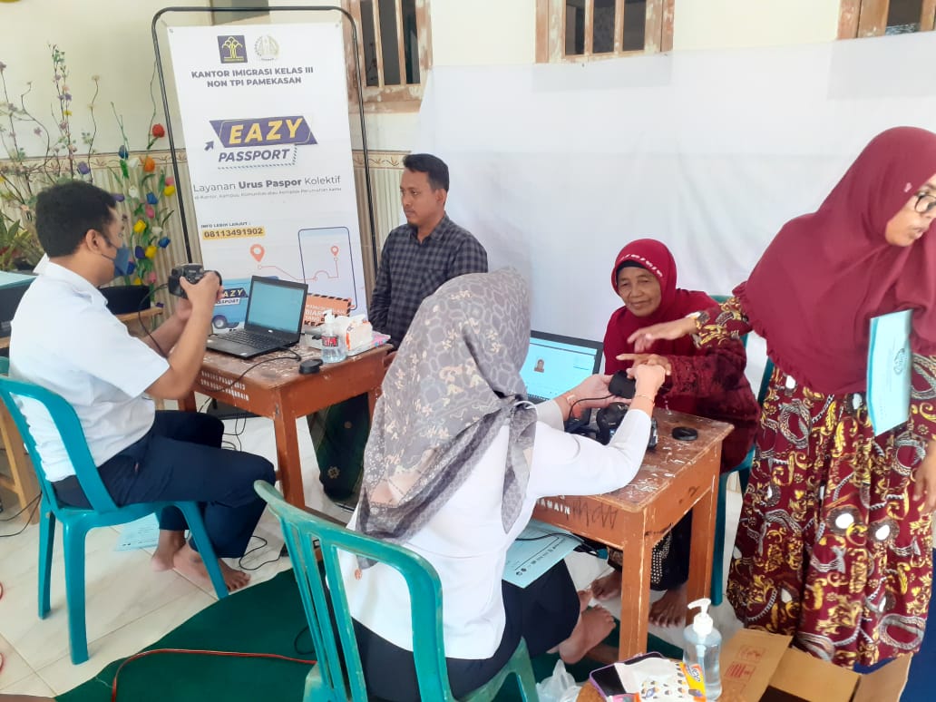 Easy Passport di Sumenep 