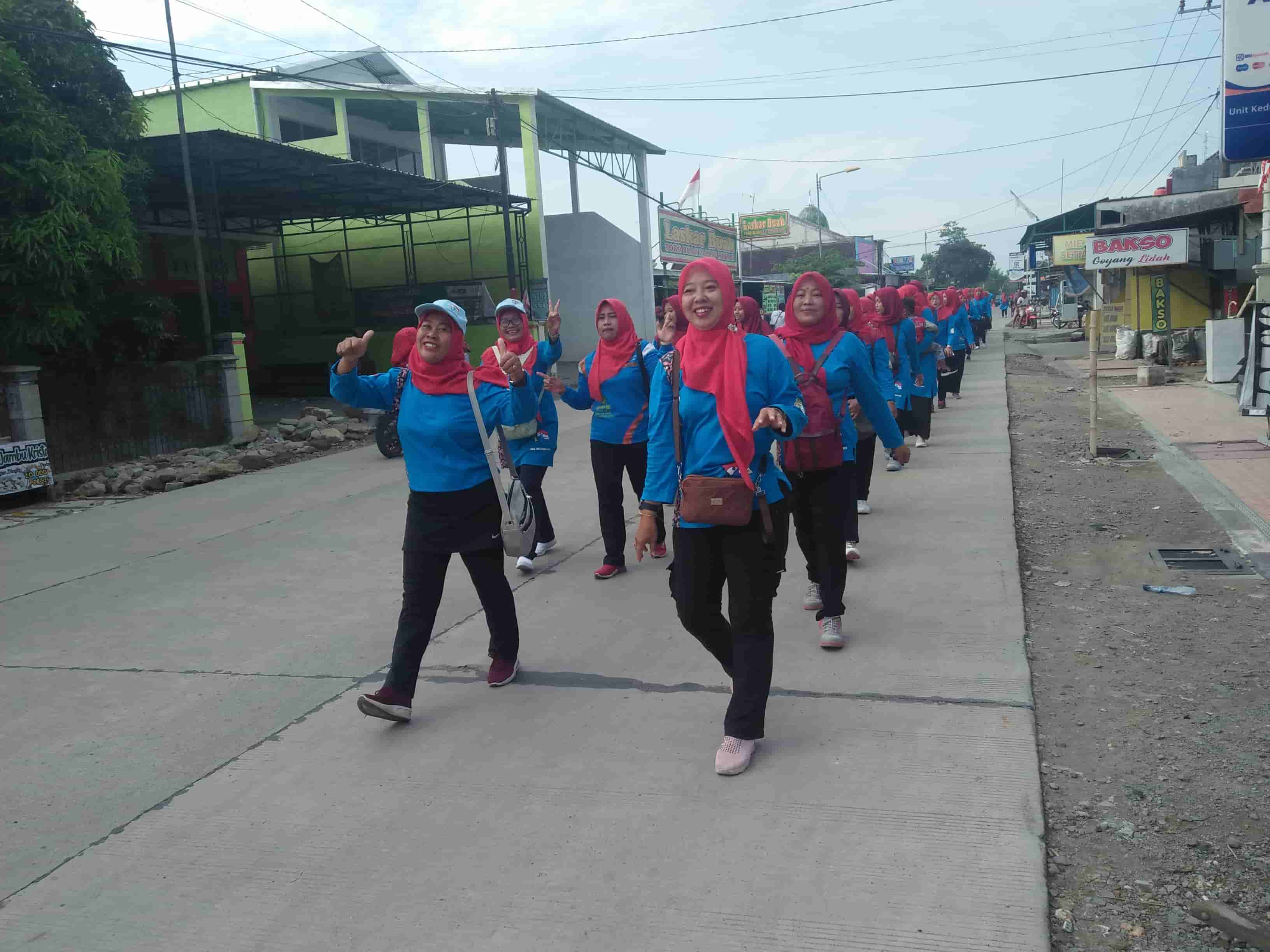 Jalan sehat di Kedungadem, Bojonegoro 