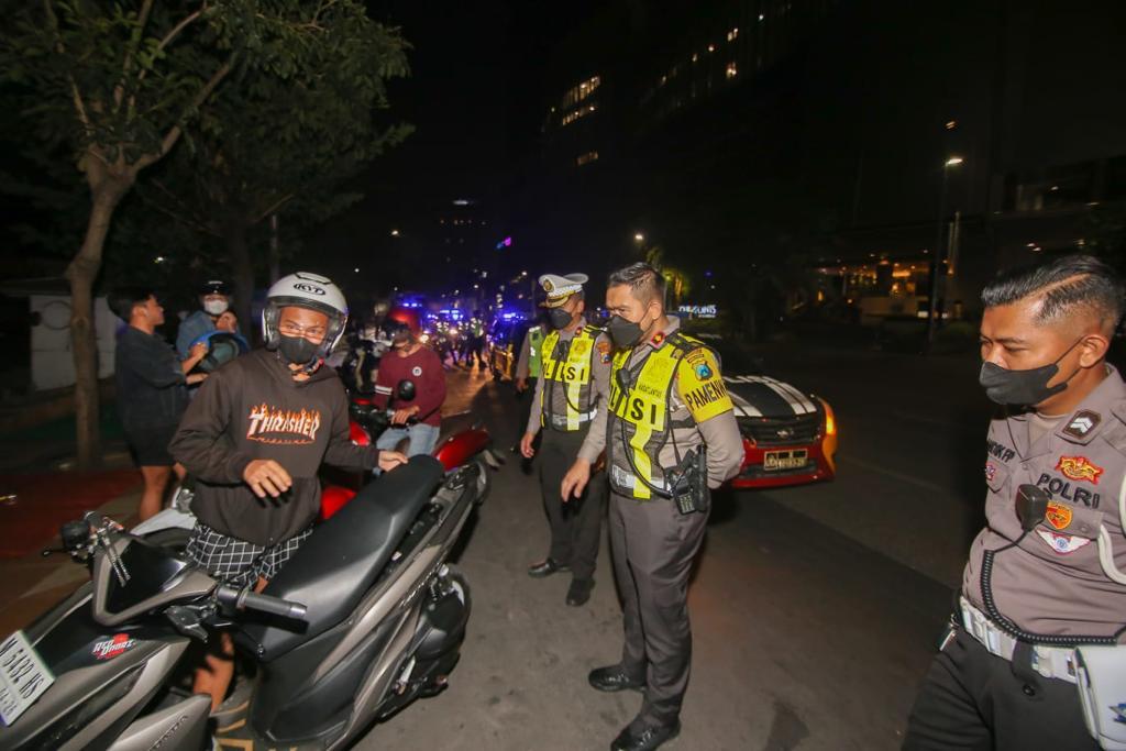 Razia skala besar dilakukan oleh Satlantas Polrestabes Surabaya