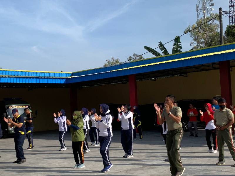 Senam sehat tutup HUT Iwo ke 2