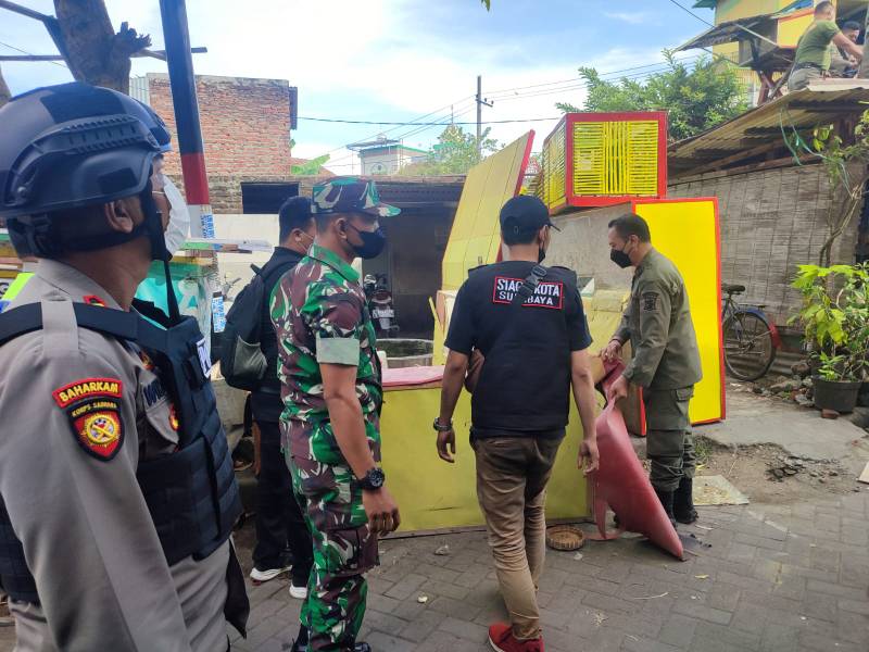 Arena judi burung merpati Gubeng Masjid yang ditertibkan Polsek Tambaksari