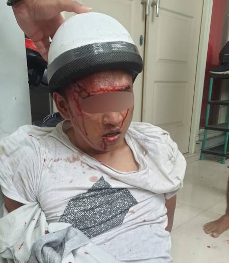 Pelaku pencurian motor yang dihajar warga