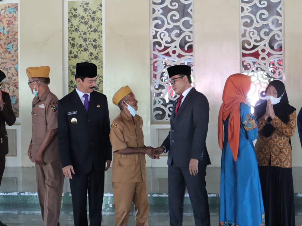 Bupati Pamekasan Baddrut Tamam
