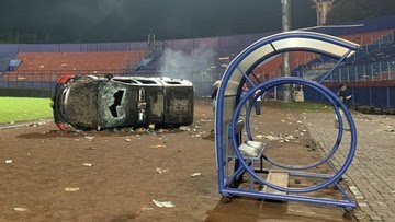 Kerusuhan di Stadion Kanjuruhan Malang