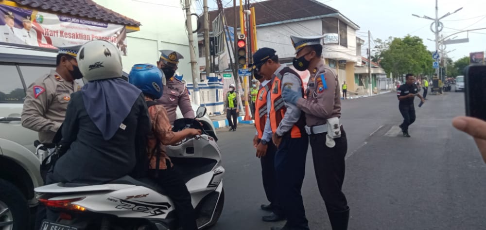 Ops Zebra Semeru Polres Sampang 