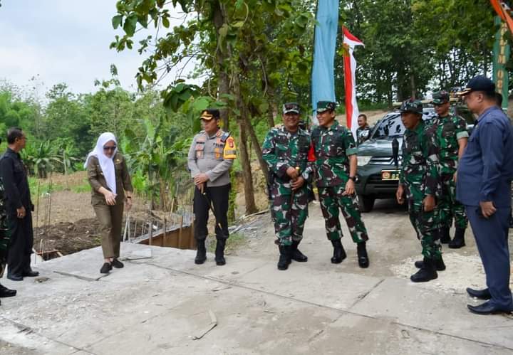 Jajaran Forkopimda Tinjau Sasaran TMMD 115 Bojonegoro